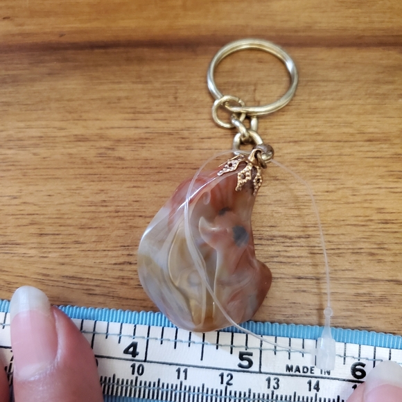 Anthropologie Brown Stone Key Chain Goldtone Hardware Key Ring - Picture 4 of 9